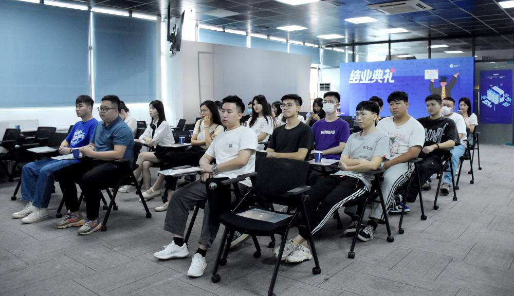 广州软件测试220523期毕业 | 我们的未来都在不远的地方晴朗着